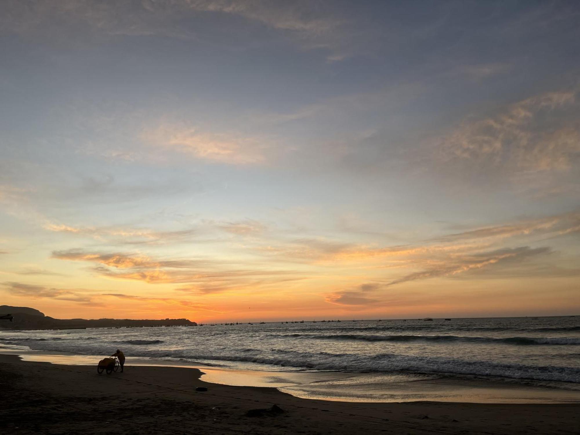 ホテル Cabo Del Mar Los Órganos エクステリア 写真